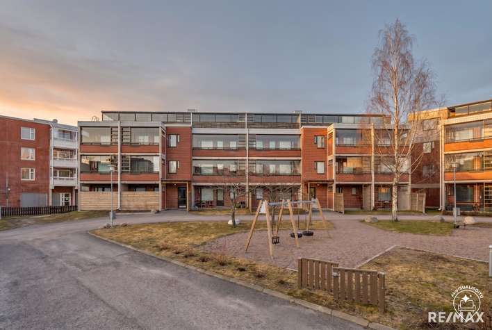 Kerrostalo, 3h+kph+k+las.parveke, 68,5 m², Malminkartano, Helsinki