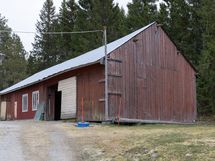 Robust uthus/ Ryhdikäs ulkorakennus