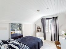 Liukuovien takana säilytystilaa