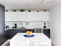 Keittiötila ja saareke