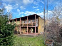 Tilava paritalokoti peruskorjatusta yhtiöstä rauhallisella sijainnilla!