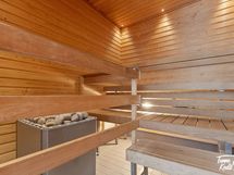 Taloyhtiön remontoitu siisti sauna 