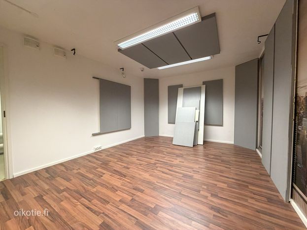 Business premises image