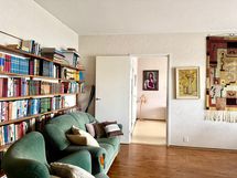 Olohuoneesta kulku makuuhuoneeseen