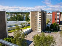 Näkymä parvekkeelta Sammonkadun suuntaan.