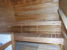 Taloyhtiön remontoitu sauna