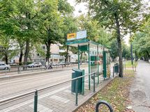 Alueella loistavat kulkuyhteydet.
