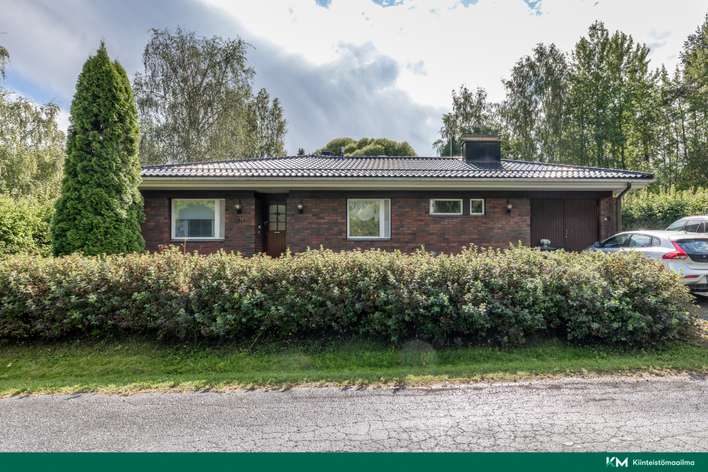Omakotitalo, 4h, k, khh, s-tilat, at + varasto, 120/163 m², Rantakylä, Mikkeli