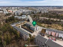 Talo merkittynä ilmakuvassa