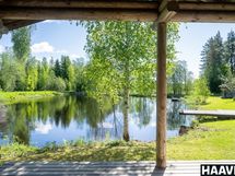 Näkymä pihamökin terassilta