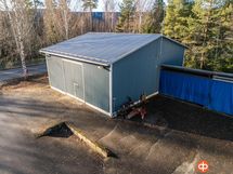 Halli A ja osa katoksesta C