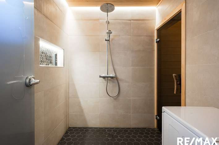 Omakotitalo, 4h, k, kph, s, wc, varasto, autotalli, 95/115 m², Heinämaa, Orimattila