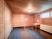 Taloyhtiön saunaosasto  on B-talossa.