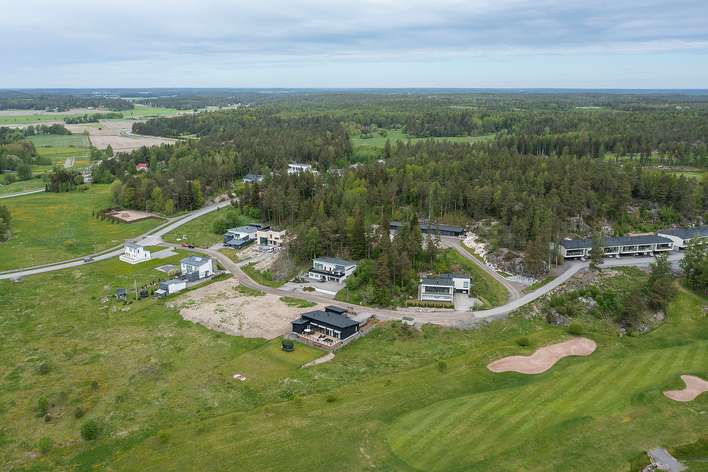 Tontti, 1 385 m², Venga - Näkymä 4