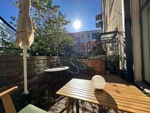 Kesäkuva terassipihalta