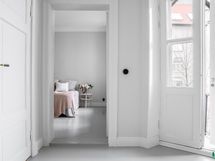 Sisäpihan mh ja käynti parvekkeelle