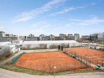 Valokuva asunnosta B 41 - näkymä asunnosta tennispuistoon.