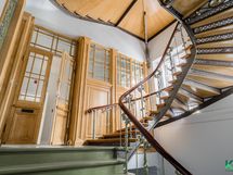 Huoneiston pääsisäänkäynti