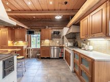 Keittiössä jokaisen kokin unelma eli kaasuliesi.