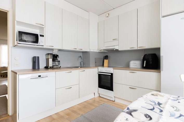 Kerrostalo, 3h+k+ph+s+vh+las.parveke, 74 m², Jouppi
