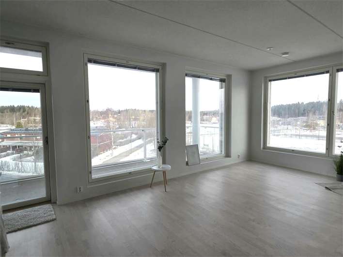 Kerrostalo, 3h + kph + sauna + avokeittiö + parveke, 53,5/70,5 m², Masala, Kirkkonummi