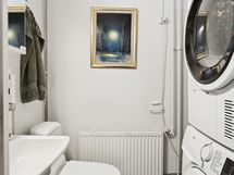 Erillinen wc alakerrassa