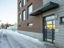 Sisäänkäynti Ratapihankadulta