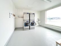 Taloyhtiössä on kaksi pesutupaa.