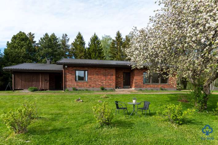 Omakotitalo, 4h+k+kph+s+wc+et/pk+et+tk+at+tekn.tila+varasto, 116/172 m², Lokalahti