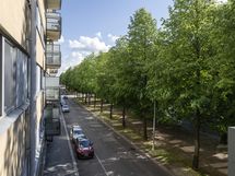 Parvekenäkymät Hämeenpuistoon