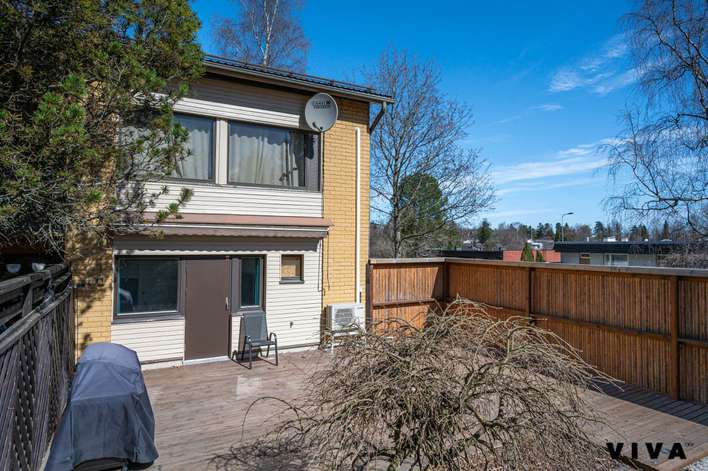 Rivitalo, 3h+k+rt+sauna+autotalli+piha, 80,5/97,5 m², Länsi-Pakila - Näkymä 3