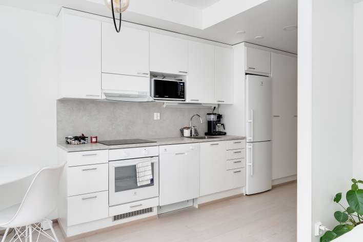 Kerrostalo, 1h+kt+kph+alk+lasit.p., 25 m², Koivistonkylä, Tampere