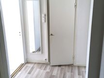 eteinen