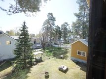 näkymä ullakkohuoneesta