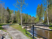 Puisto- ja viheralueita on runsaasti ja yksi suosituimmista on Ankkapuisto.