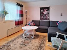 Yläkerran huone
