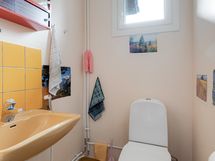 Erillinen wc