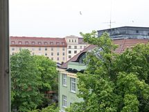 Näkymä makuuhuonesta/työhuoneesta