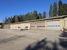 Halli 1070 m2