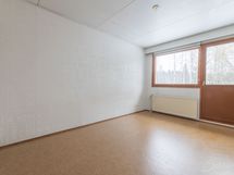 yläkerran makuuhuone 2