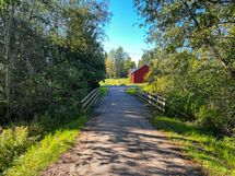 Alueella erinomaiset ulkoilumaastot.