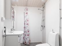 Tyylikäs kylpyhuone