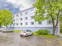 taloyhtiön parkkipaikkoja