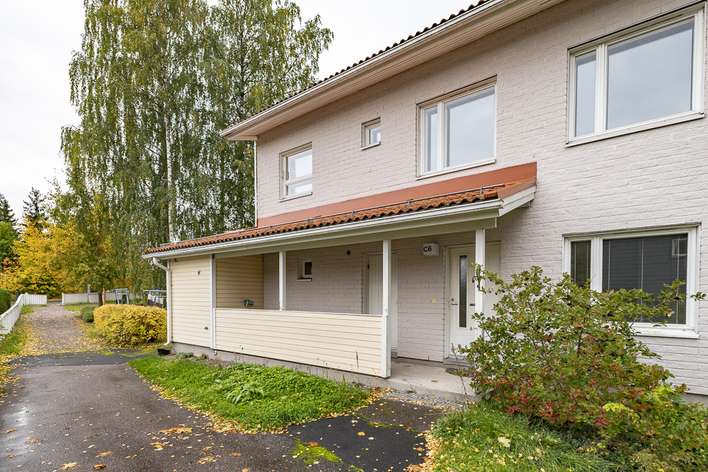 Paritalo, 5h + k + s + p, 120 m², Metsola