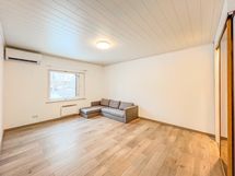 Rauhalliselta sijainnilta oleva koti, jossa on fiksu pohjaratkaisu ja siisti ilme