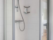 2. kerroksen suihku.