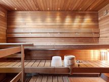 Taloyhtiön sauna alakerrassa