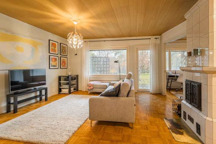 Paritalo, 5h, k, s, kph, 2x wc, 113,5 m², Moisio, Lohja