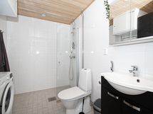 täydellinen kylpyhuone