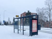 Bussipysäkki Jampan Alepan vieressä